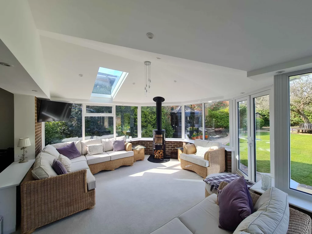 p shaped conservatory by super Glazing
